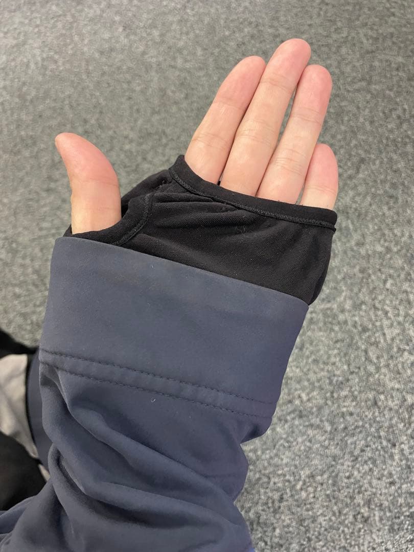 OUTDOOR RESEARCH マウンテンパーカー OR M相当