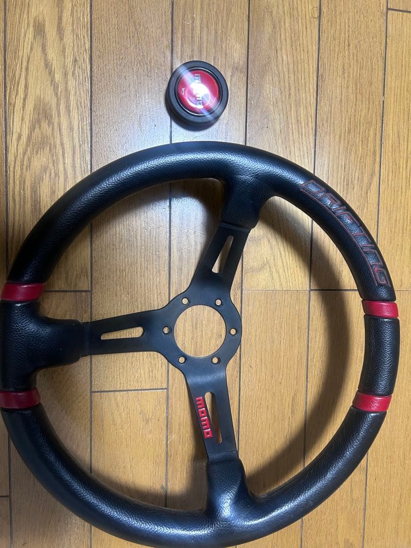 MOMOステアリング ドリフティング 35π