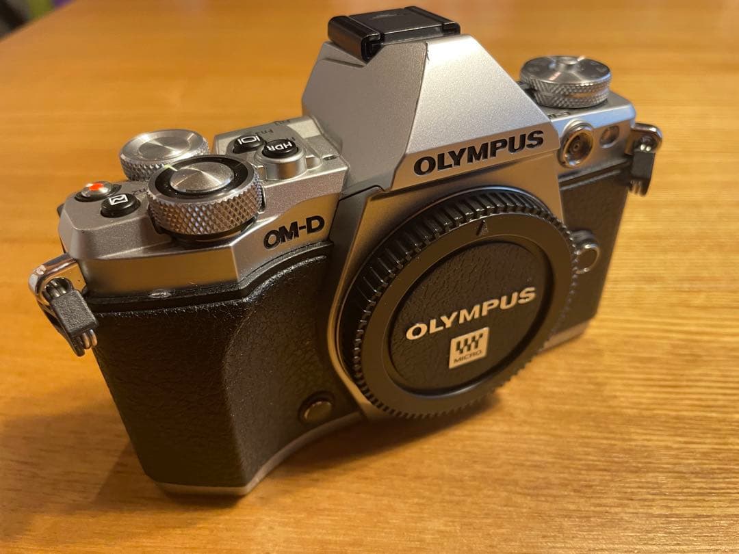 OLYMPUS OM-D E-M5 Mark II レンズ2本セット＋付属品多数