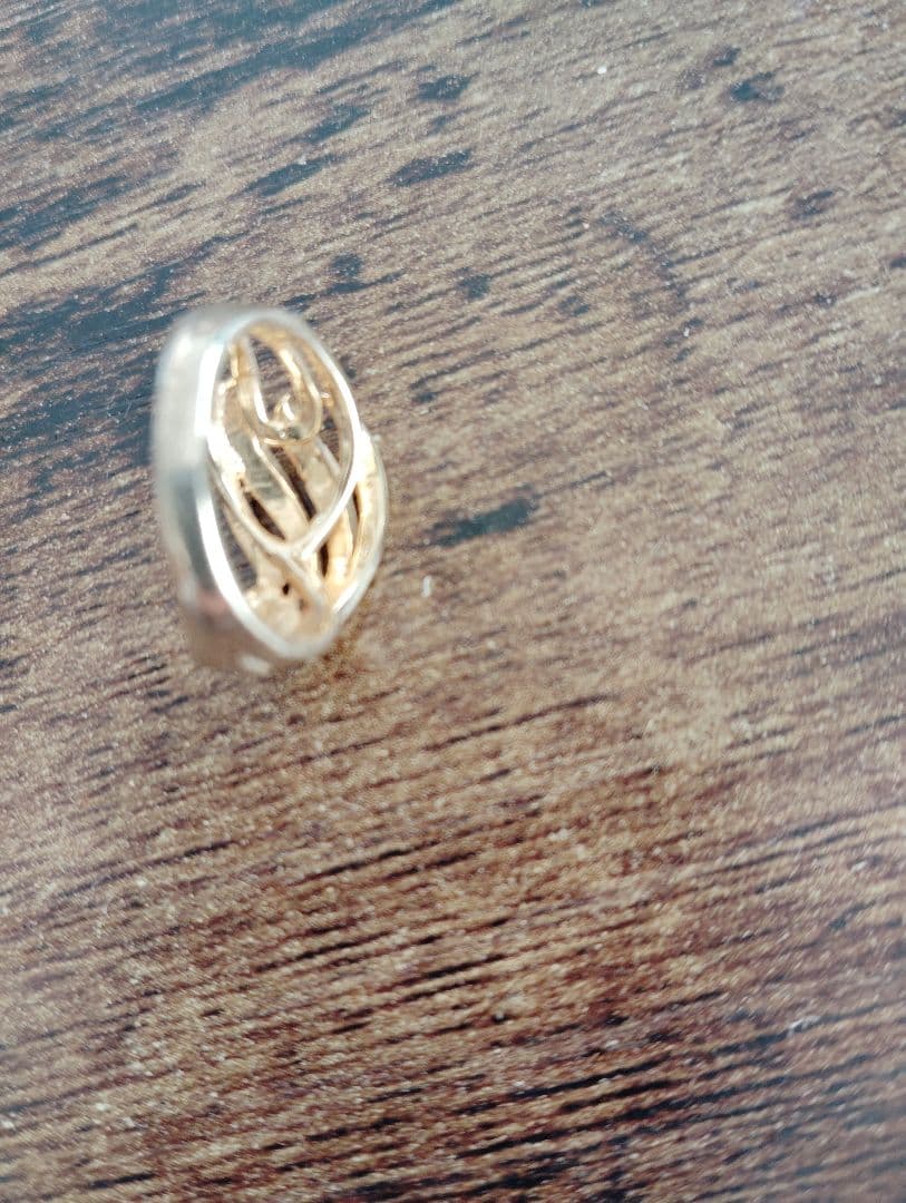 ゴールド ストライプデザイン リング　みるくしゅがー