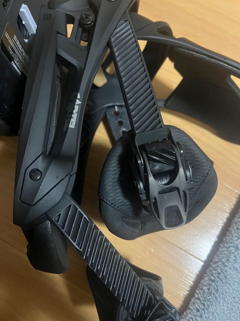 BURTON CARTEL EST バインディング Mサイズ 値下げ！！