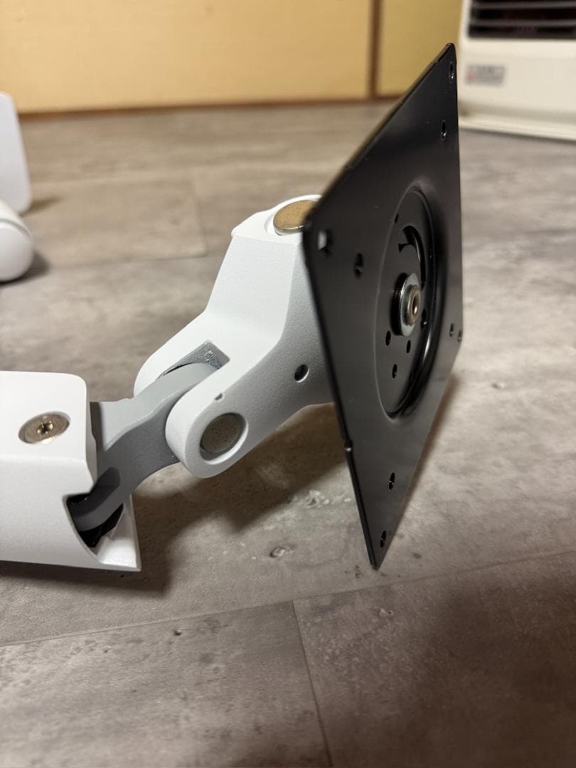 エルゴトロンLX　モニターアーム　ホワイト