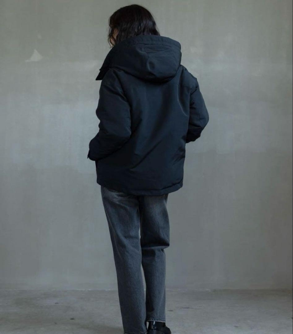 アーバンリサーチ サニーレーベル フーディーダウンジャケット ブラック