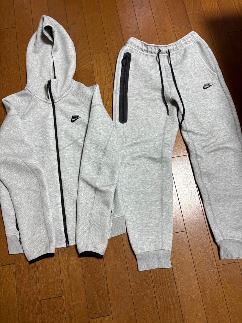 NIKEテックフリース セットアップ