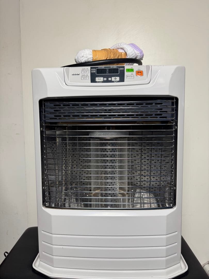 トヨトミ FR-V3602 FF式石油ストーブ 給排気筒 付2021年製