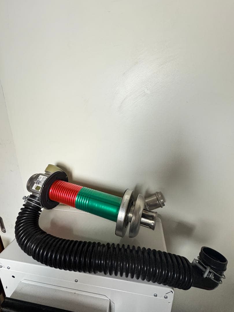 トヨトミ FR-V3602 FF式石油ストーブ 給排気筒 付2021年製