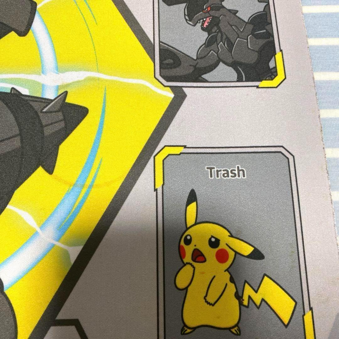 【匿名配送】希少 韓国限定 ピカチュウ&ゼクロム プレイマット ポケカ