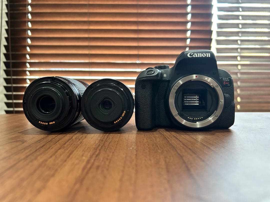 キャノン　EOS KissX9i ダブルズームキット