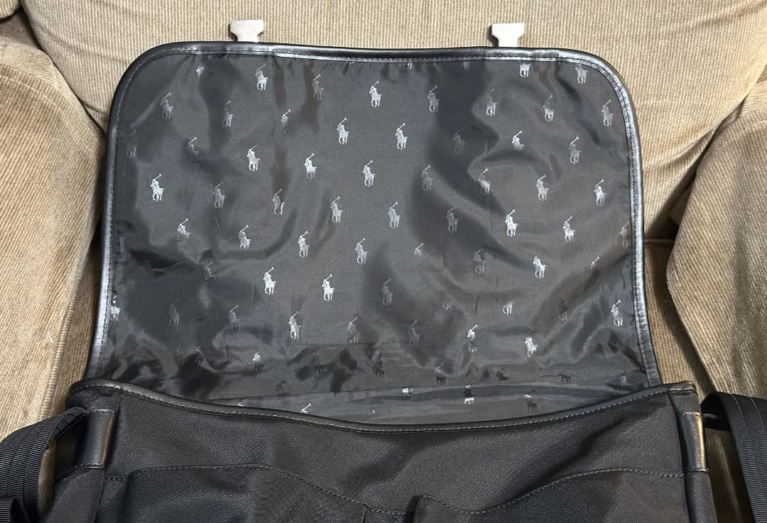 ポロ　ラルフローレン　メッセンジャーバッグ　ショルダーバッグ　　A4　未使用新品