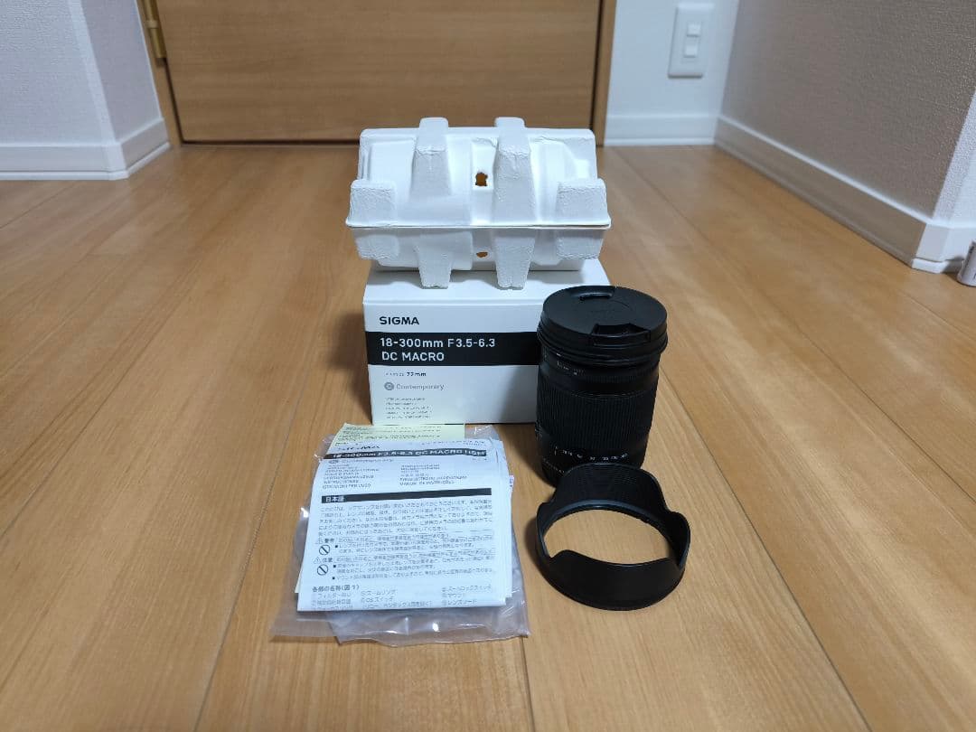 SIGMA 18-300mm F3.5-6.3 DC MACRO （EF）