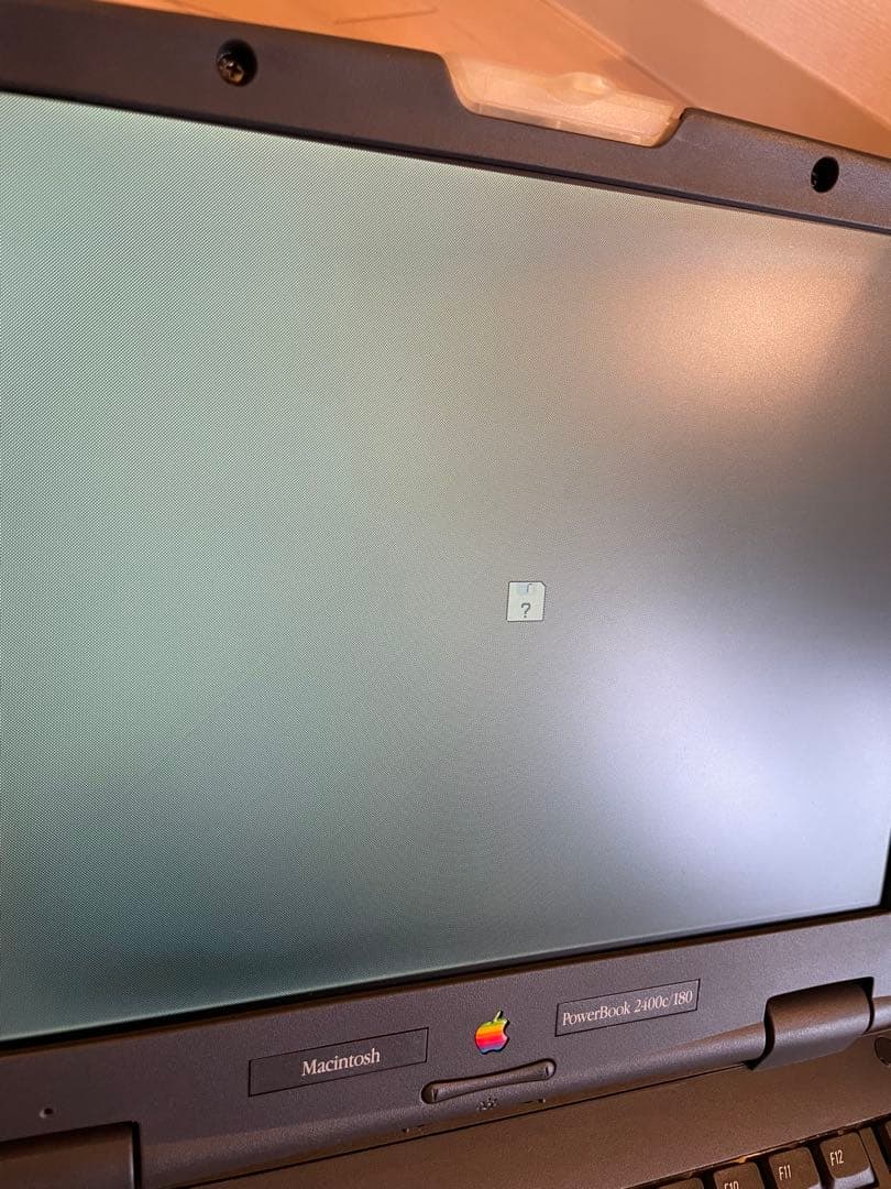 Macintosh PowerBook 2400c / 180 ジャンク品