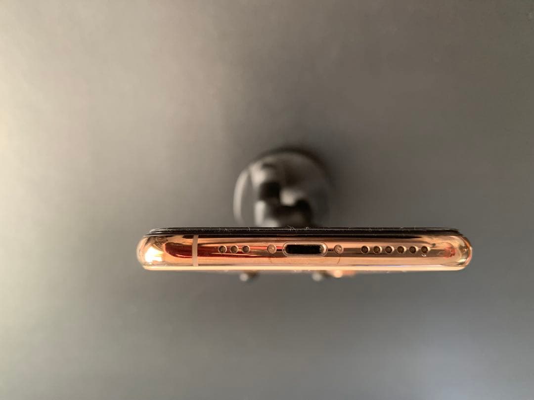 ジャンク　iPhoneXsゴールド 87%バッテリー　SIMフリー