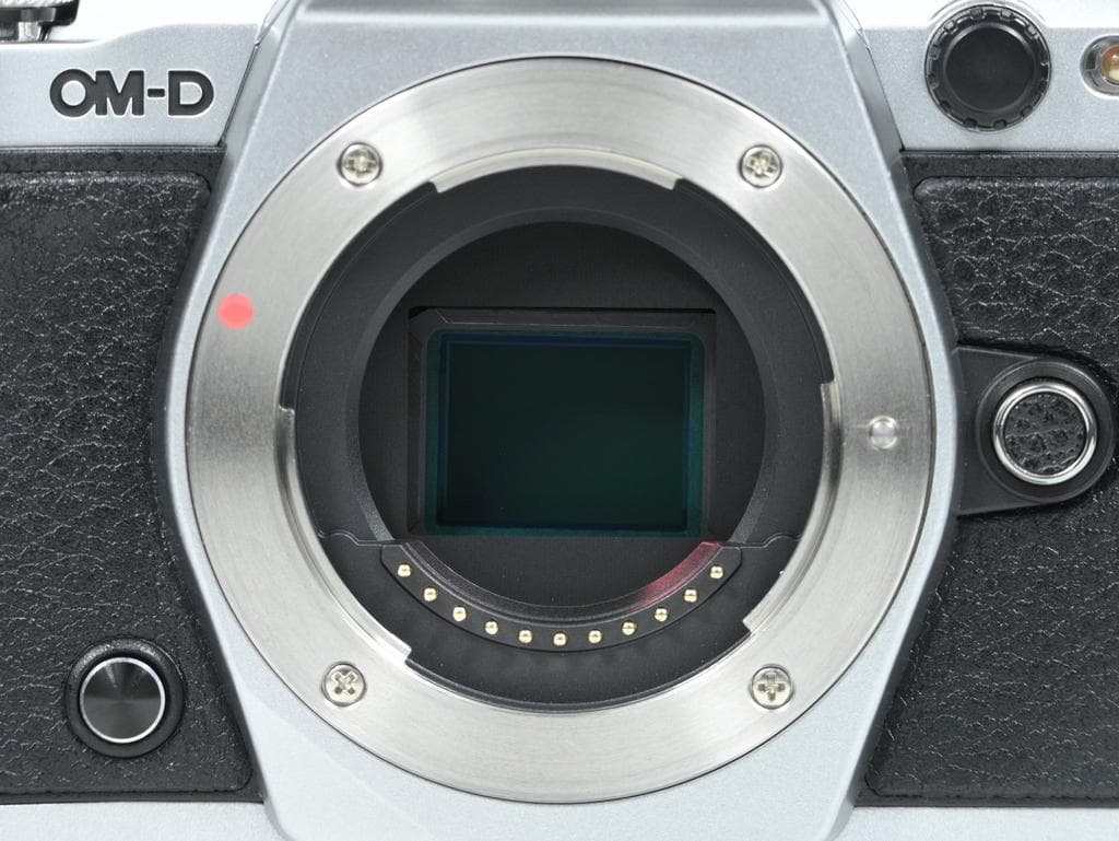 オリンパス E-M5 Mark II 14-150レンズキット SC数5180