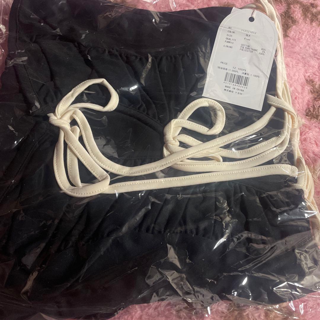 カスケードフリルベアトップ