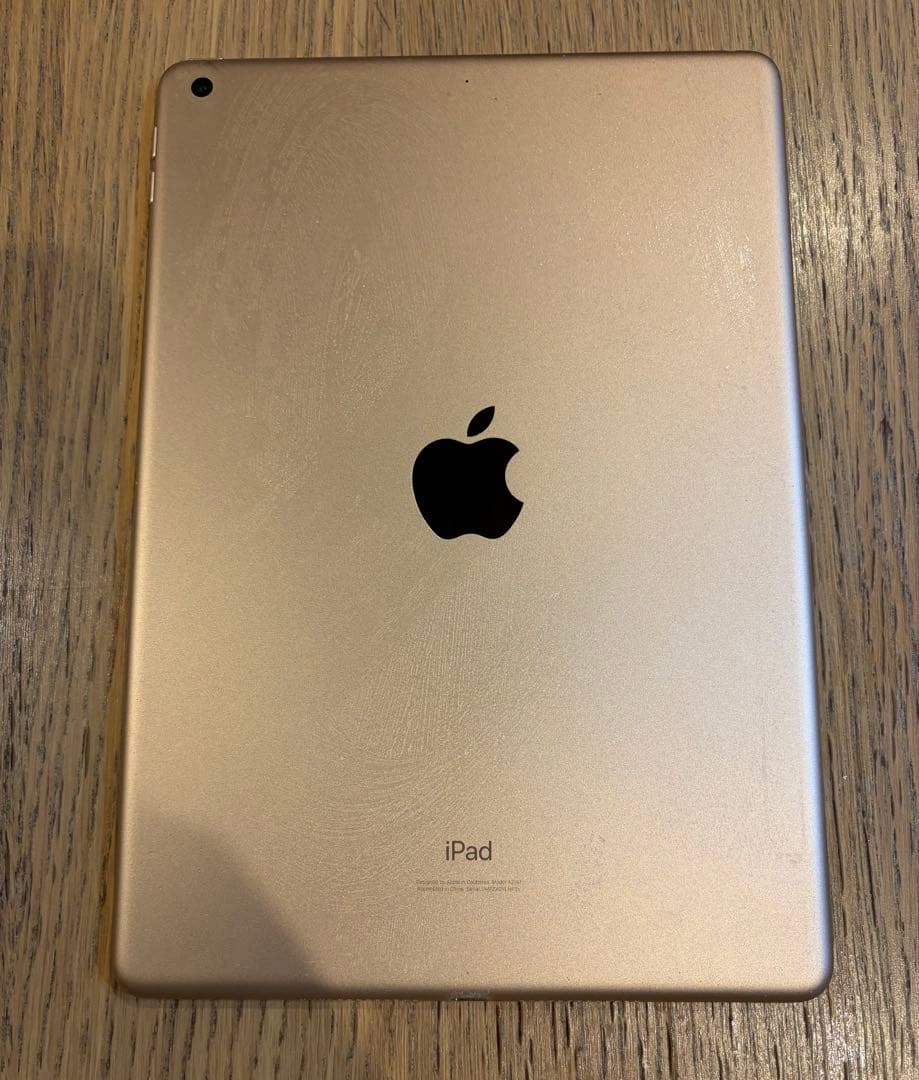 鯨　iPad 第７世代 Wi-Fiモデル 128GB ジャンク品