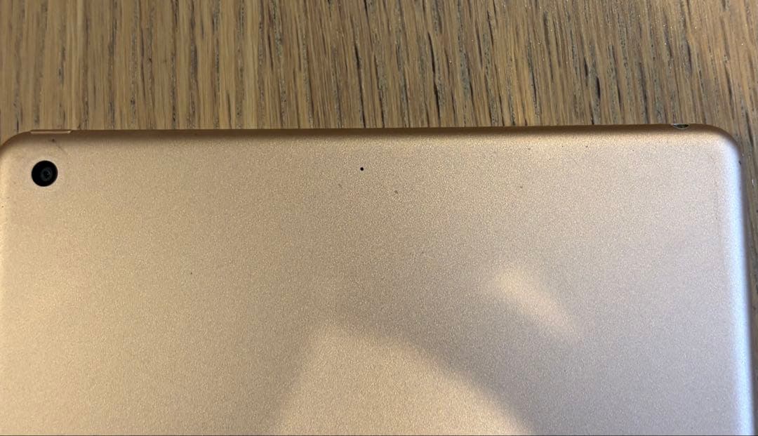 鯨　iPad 第７世代 Wi-Fiモデル 128GB ジャンク品