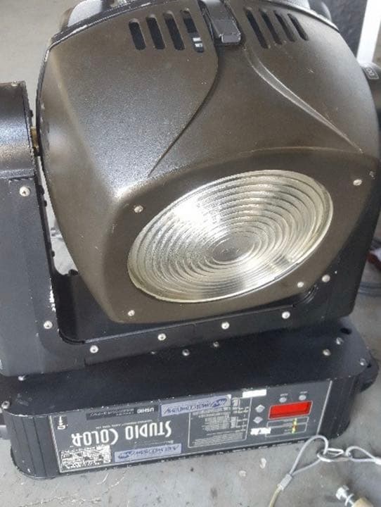 ウシオユーテックSTUDIO COLOR STC-575-5    4台セット