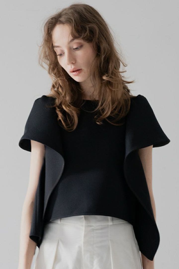 新品未使用✨ メゾンドドルチェ Maison de Dolce LilyTops