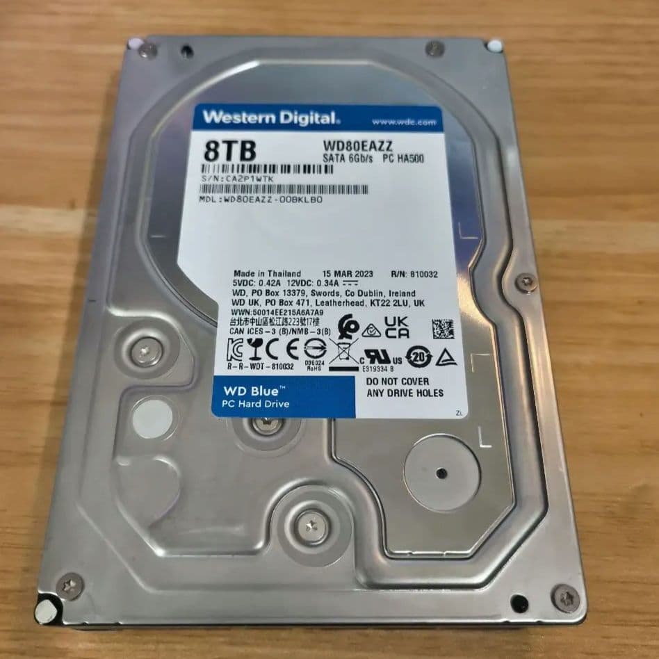 8TB 3.5インチHDD　Western Digital　 WD80EAZZ