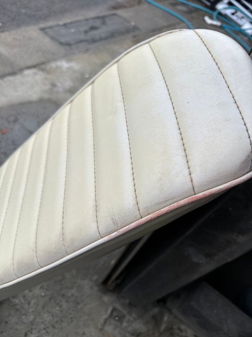 ゼファー400 前期　C1C2 三段シート