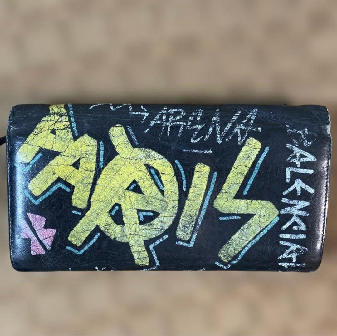 バレンシアガ　BALENCIAGA グラフィティアート　レザー　長財布