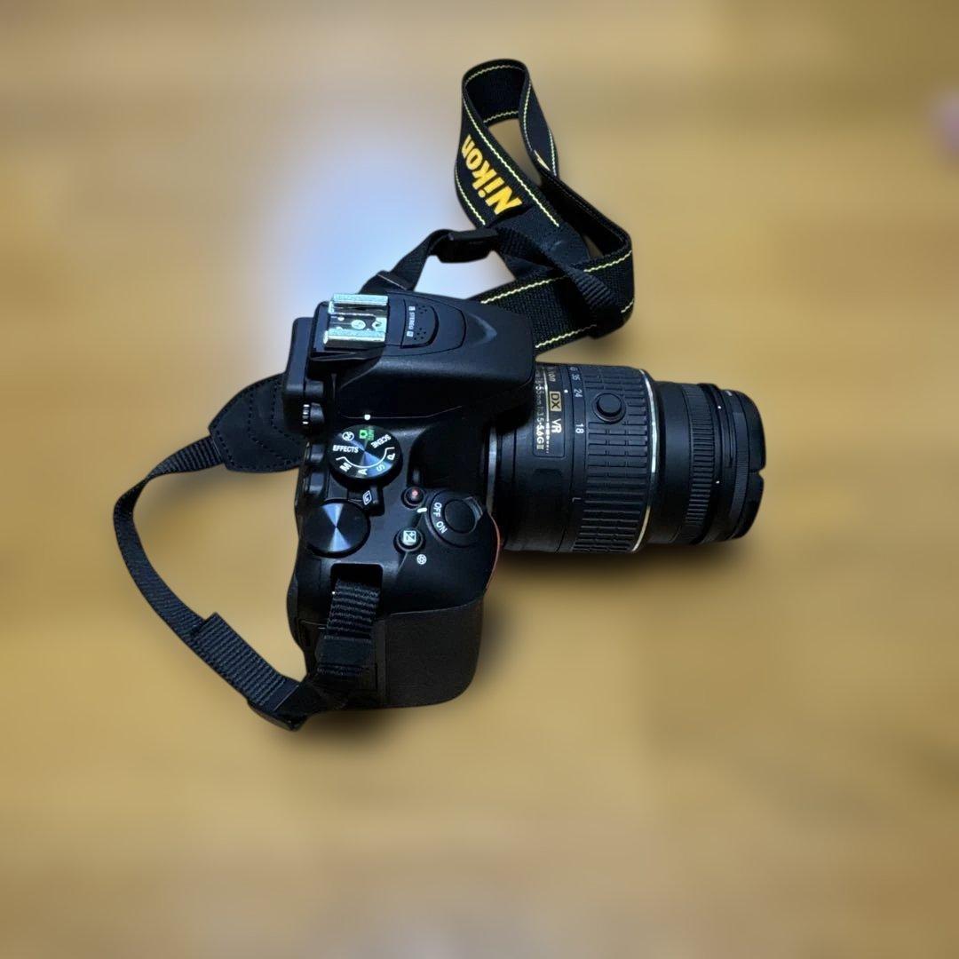 「ニコン D5500 ダブルズームキット 一眼レフカメラ 付属品揃い」