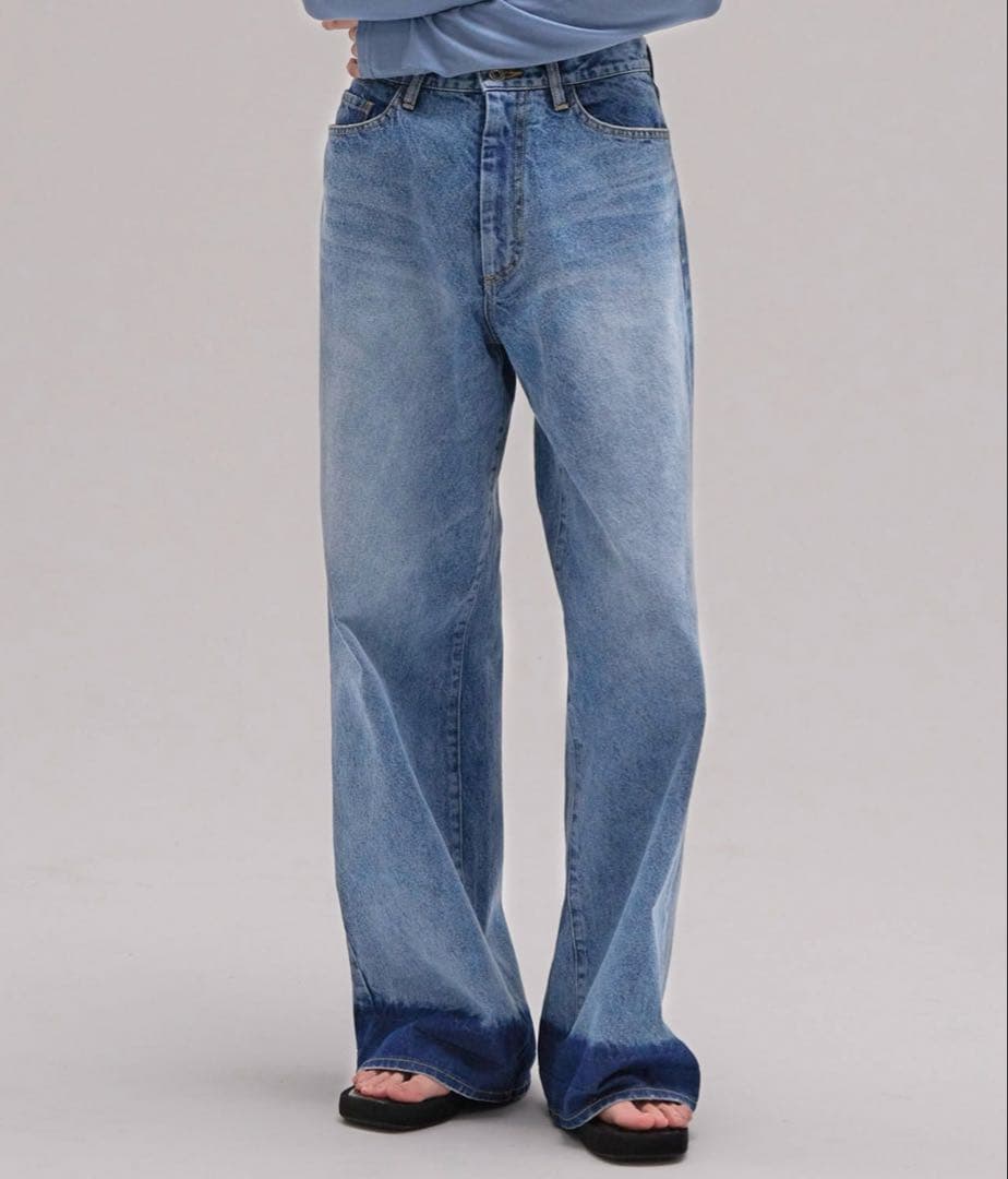 イナフライトブルー ストレートデニム ハイウエスト