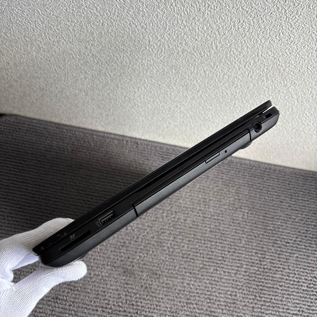 富士通lifebook AH43/D1 AMD Ryzen 3 2300U