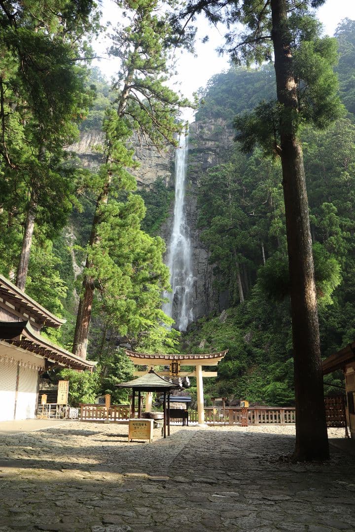 Canon ミラーレスカメラkiss-mとレンズセット