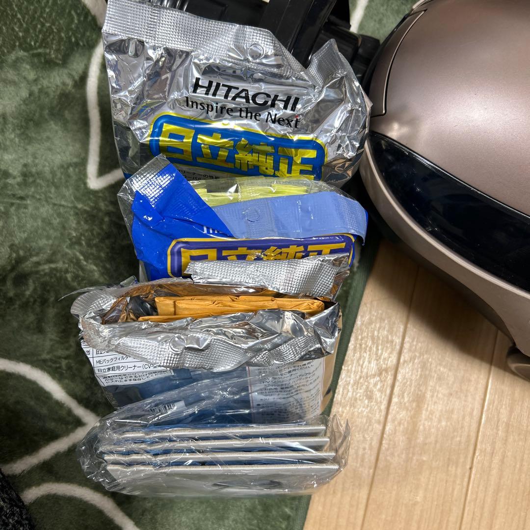 HITACHIキャニスター掃除機 2019年製 パックフィルター17枚付き