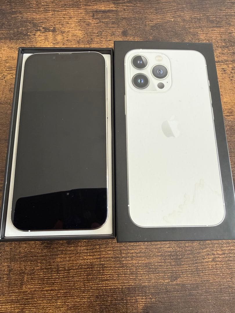【美品】Apple iPhone13 Pro 128G バッテリー100%