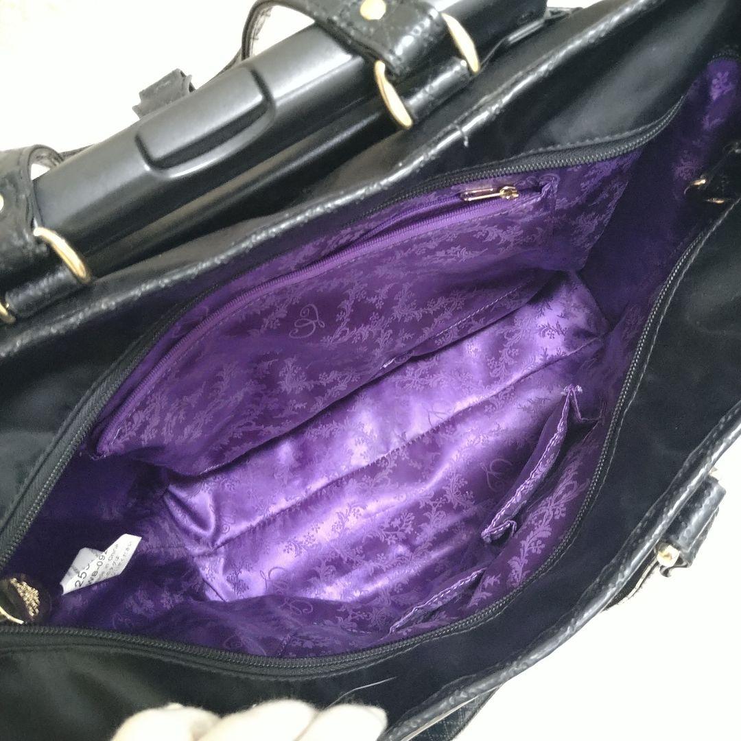 レア【スワニー】近沢レース店コラボ キャリーバッグ タイヤ４輪