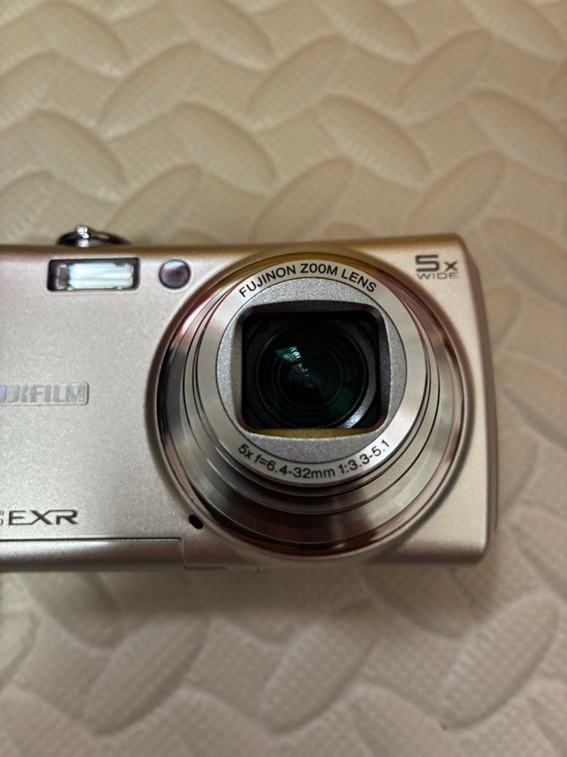 fujifilm&富士フイルム　f200exr デジタルカメラ