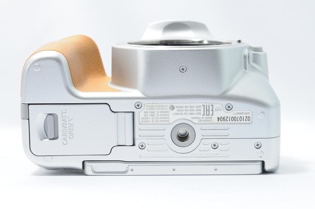 友達と楽しい写真をWi-Fiでシェア❤️Canon Kiss X9✨すぐ使える