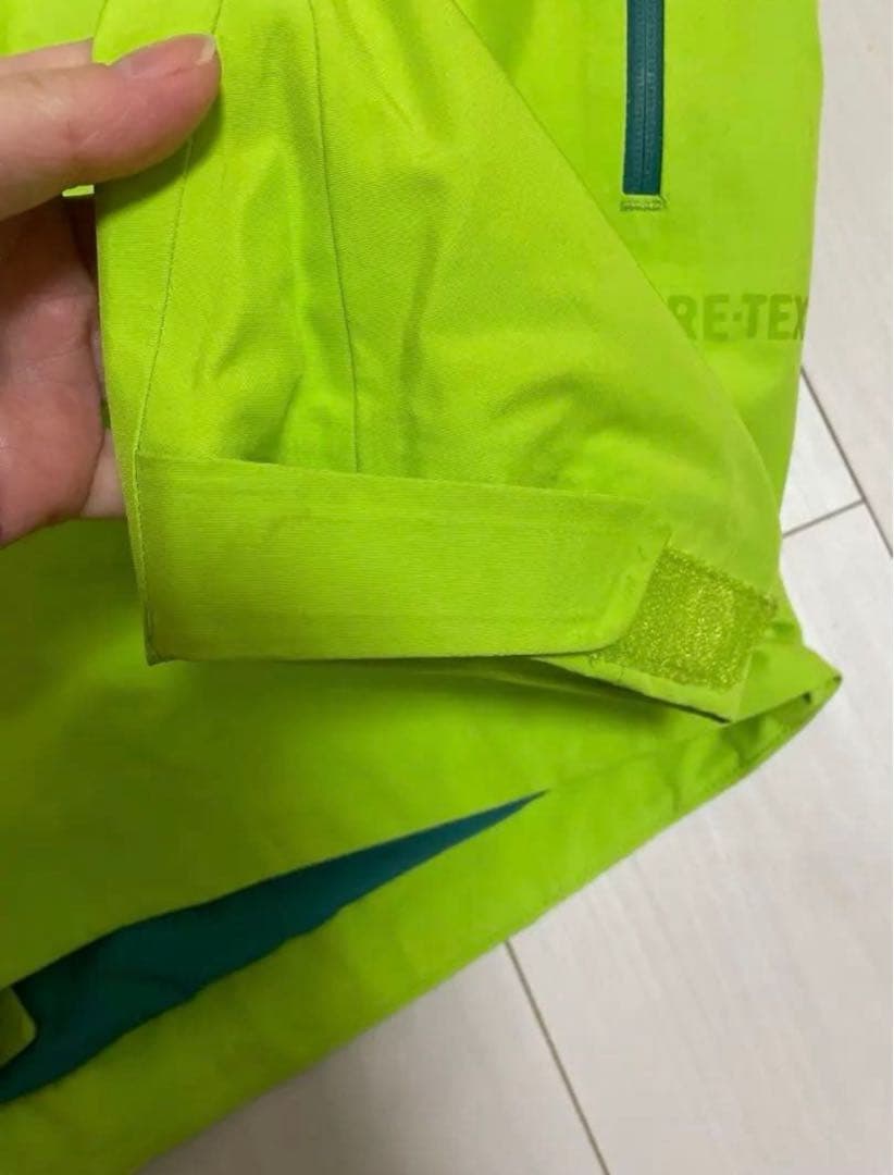 ルッコラPatagonia スキー　スノボ　ウェア　GORE-TEX