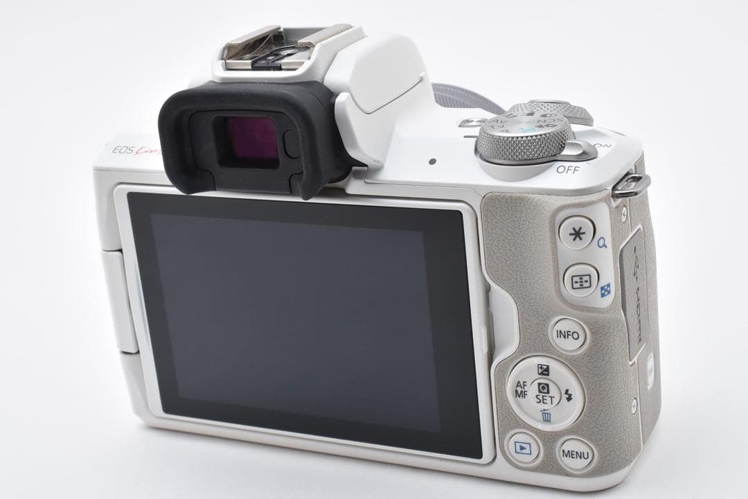 【美品】CANON EOS KISS M2 EF-M15-45mm IS STM