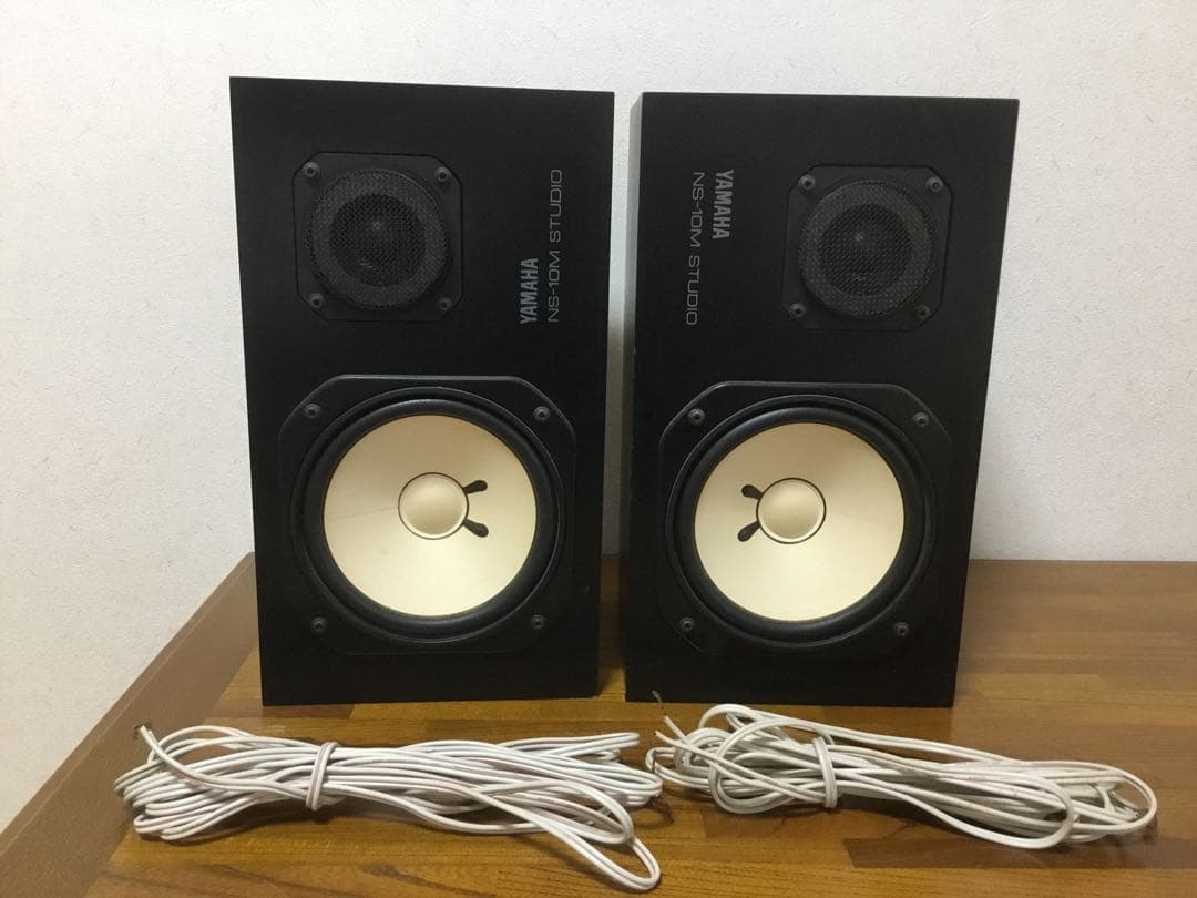 モニタースピーカー　YAMAHA NS-10M STUDIO