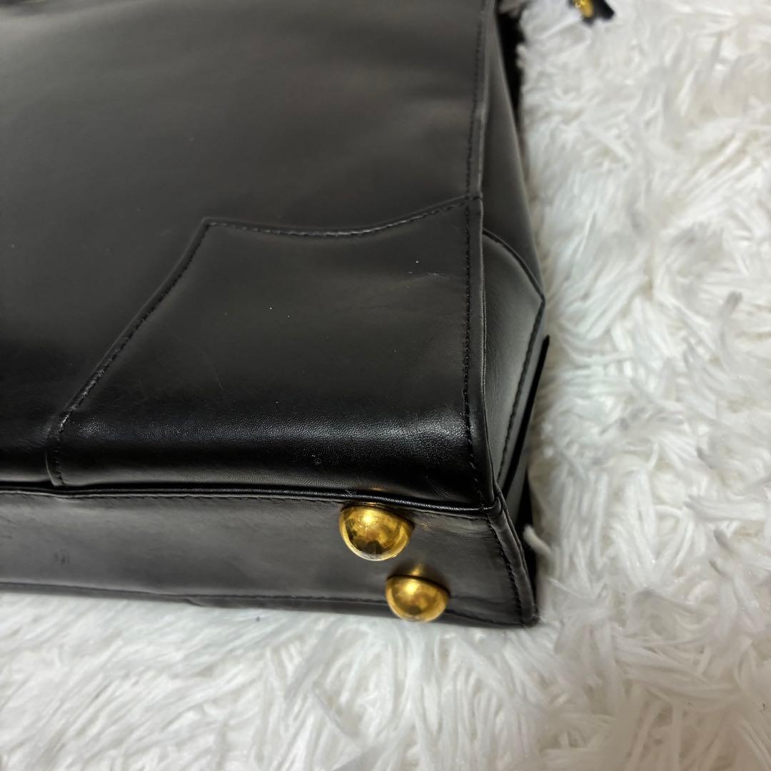 ヴィヴィアンウエストウッド　ビジネスバッグ　金オーブ　ブラック　レザー