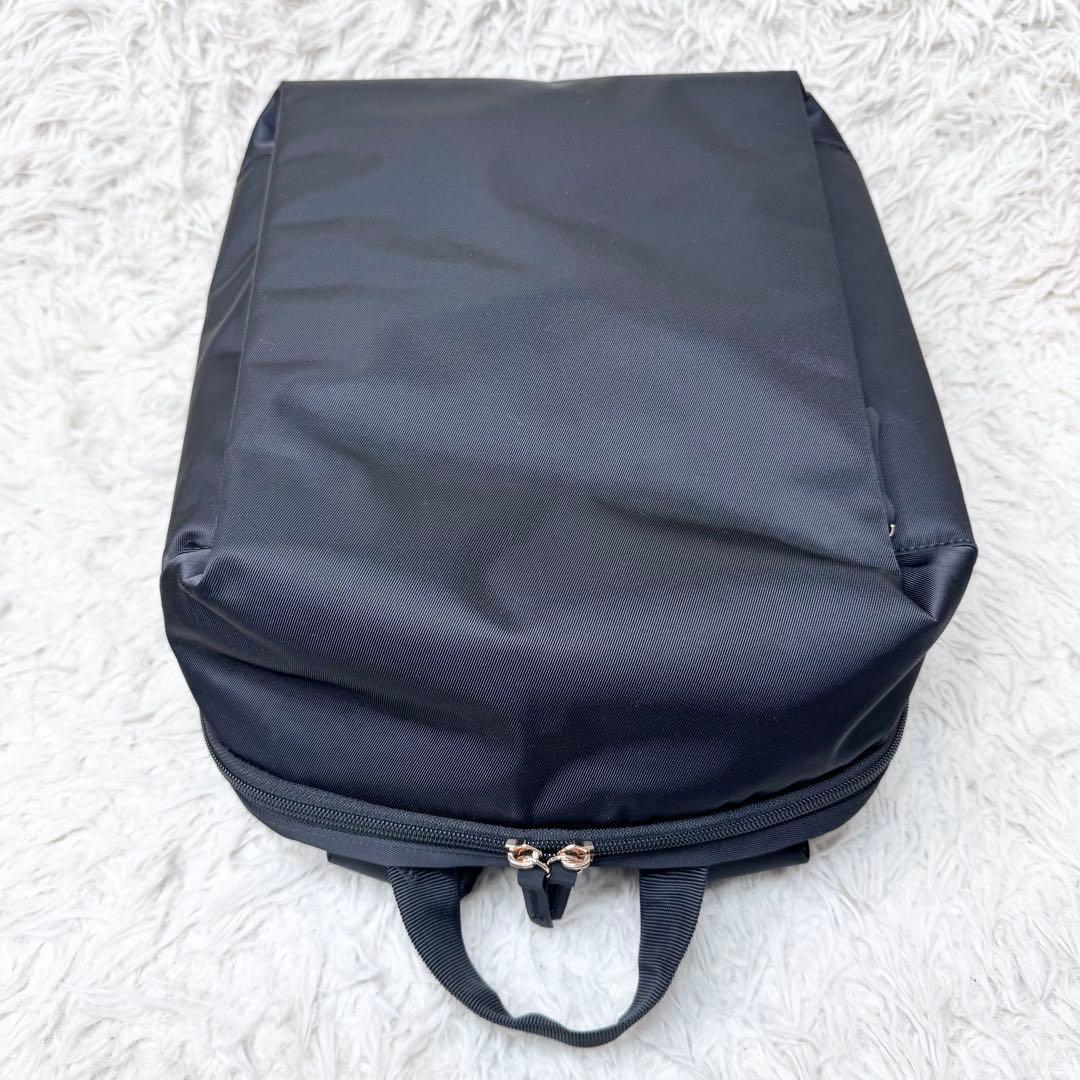 【新品未使用】アフターヌーンティー ワードローブ 無重力リュック M ブラック