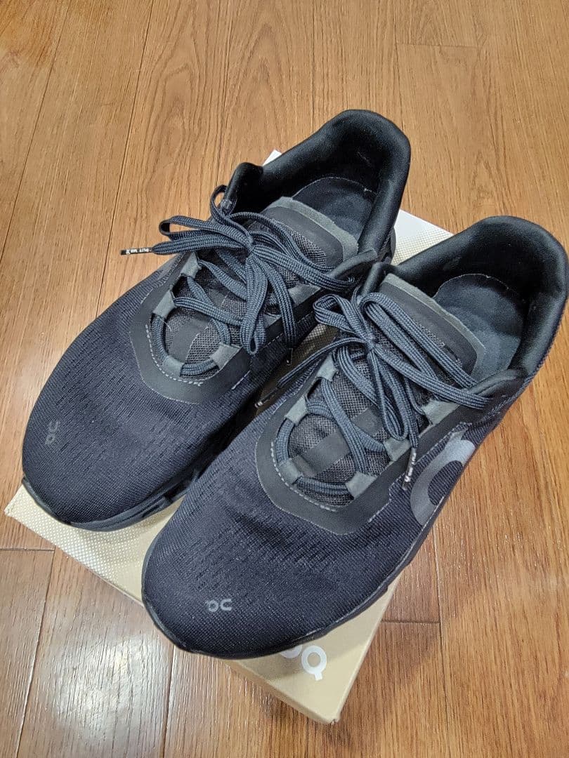 On クラウドモンスター ブラック 27.5cm　オン　箱あり　★美品★