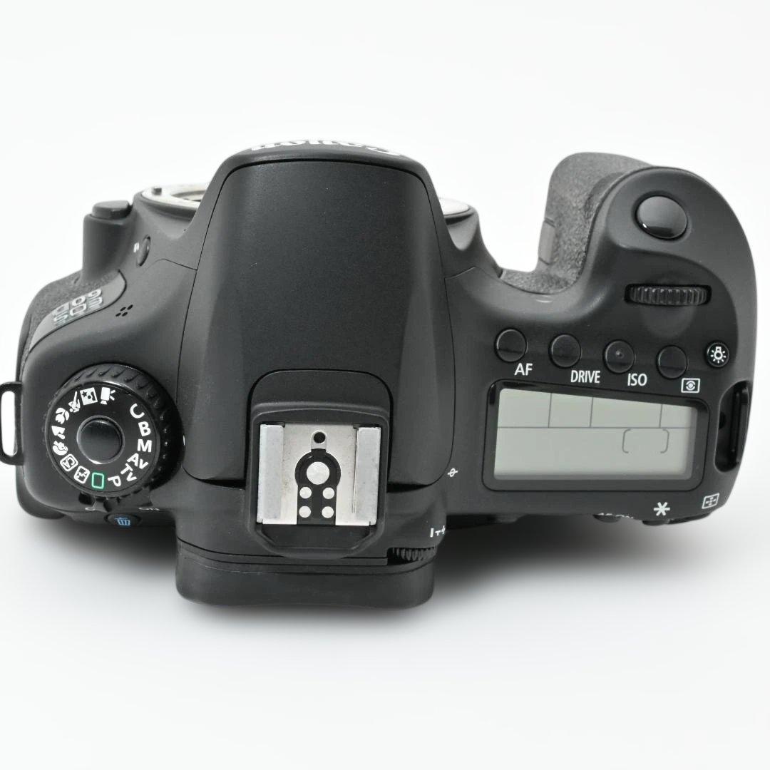 ほぼ新品 ショット数533回 Canon EOS 60D ボディ