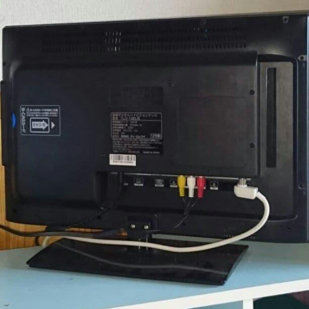 19型テレビ　VERINI