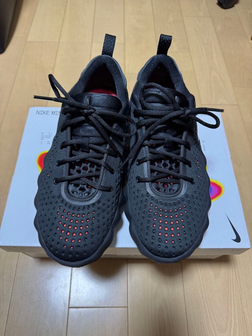 中古美品　NIKE MIND 002スニーカー US9.5 （27.5cm）