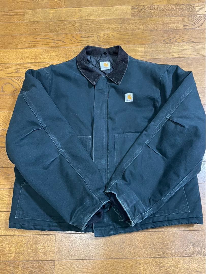カーハート　トラディショナルジャケット　ブラック短丈　企業ロゴ　フェード　深緑