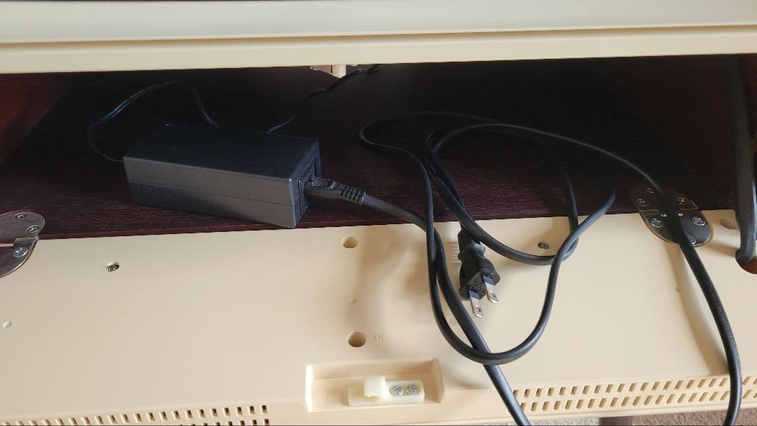 ドウシシャ　レトロ　液晶テレビ　VT203-BR