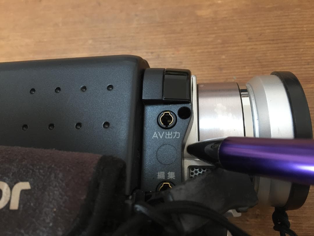 撮影再生ダビングOK　Victor　GR-DVF305K　付属品あり　液晶大画面