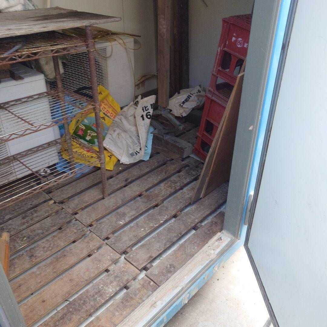 大型ホワイト冷蔵庫