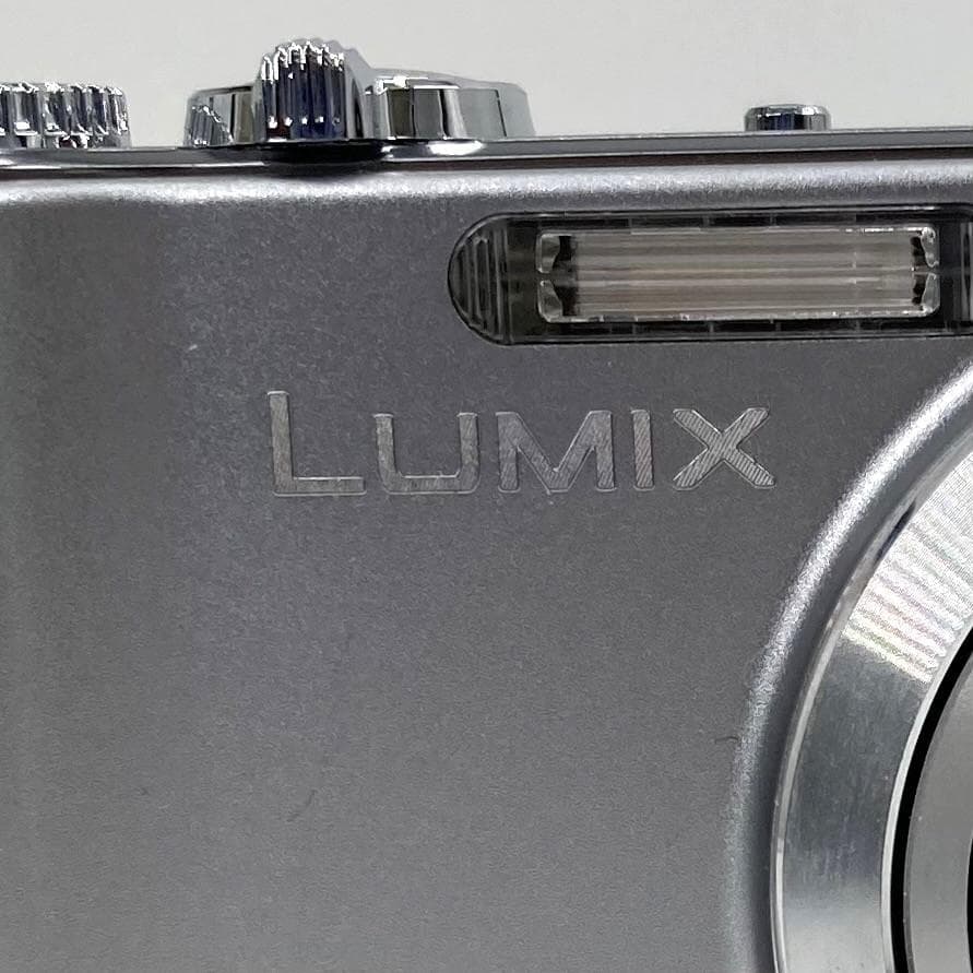 Panasonic　デジタルカメラ　LUMIX　DMC-ZX3　シルバー