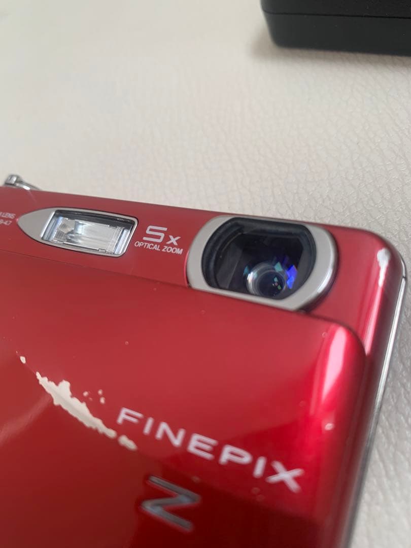 フジフィルム　FUJI Ｚ７００EXR 本体　レッド　コンデジ　箱有　中古動作品