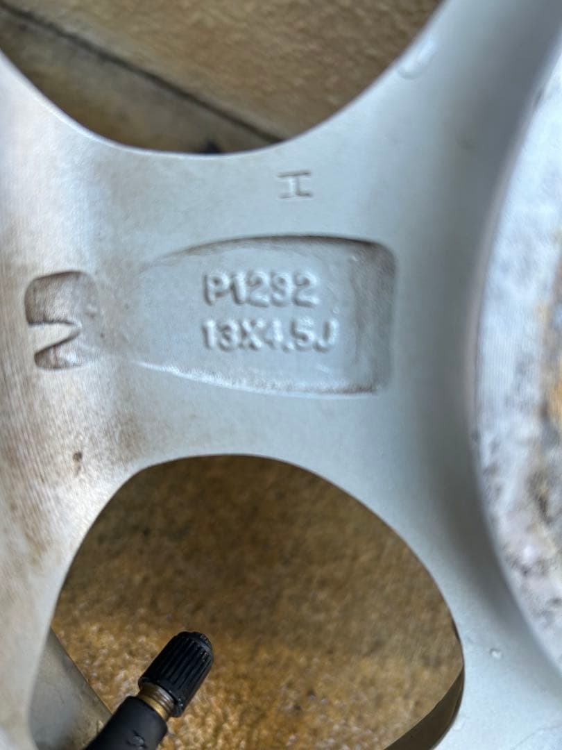 Yokohama スタッドレスタイヤ 13インチ ホイールセット　2023年製